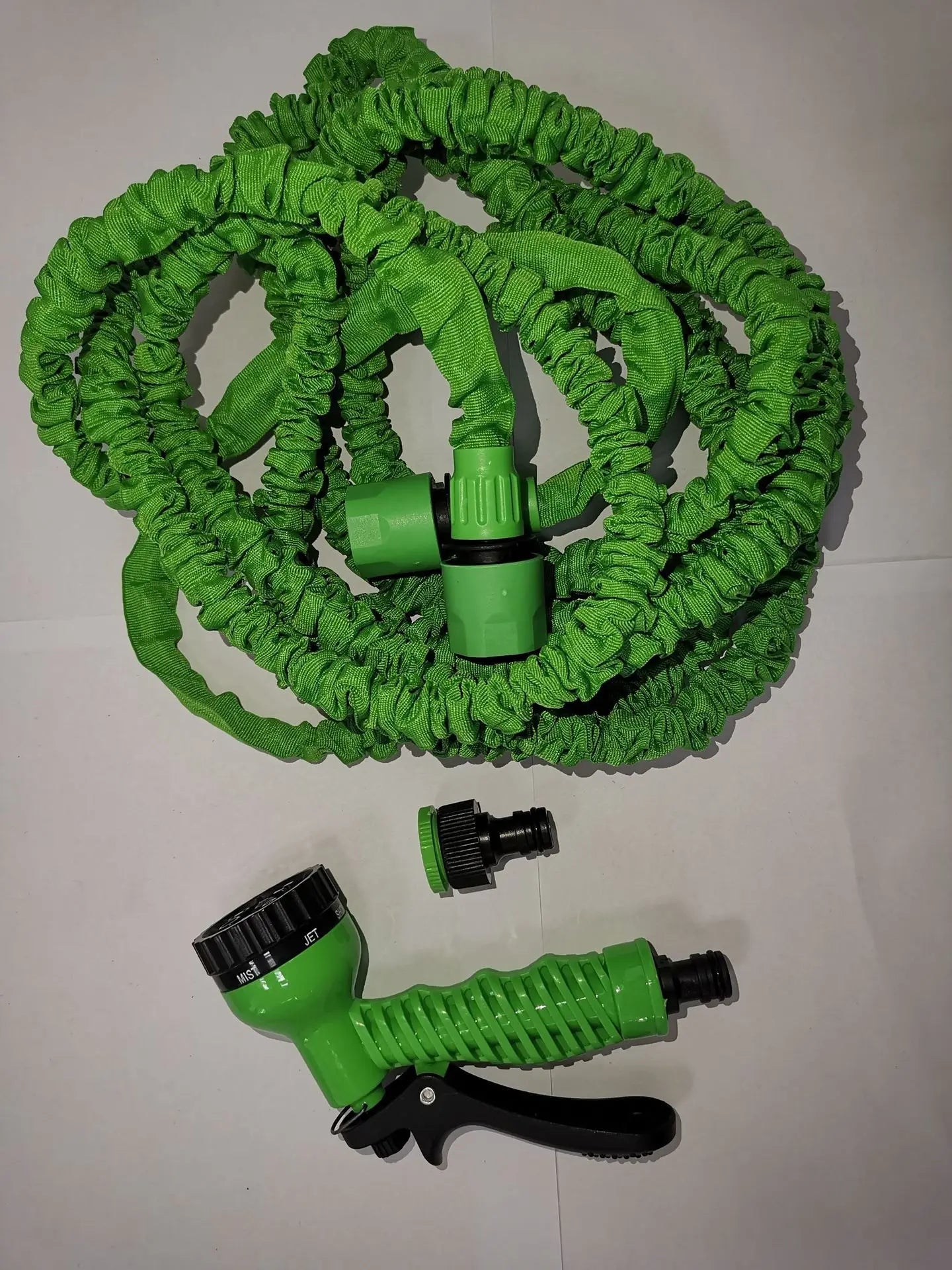 Expandable Garden Hose with Spray Gun — alternate view